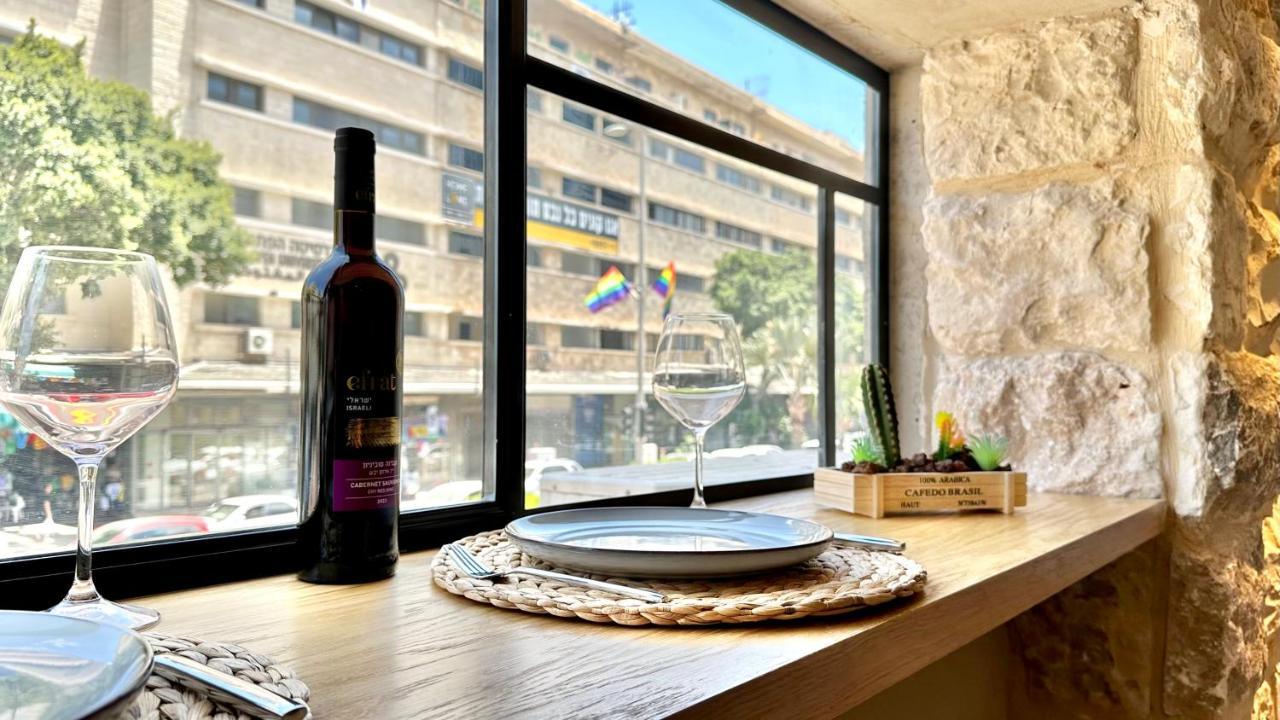 Boutique Apartment In Heart Of Haifa Exterior photo